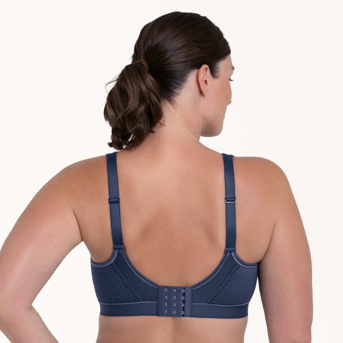 【SPORTY&RICH】Health Active Bra Sporty & Richのネイビー Bold Health Active スポーツブラがセール中